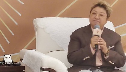 韩红谈“落户”成都:我确实回来了