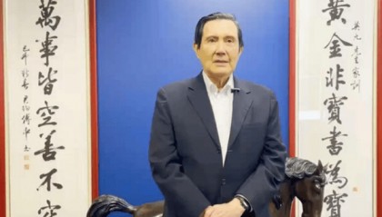 马英九宣布:中国国民党主席选举支持罗智强