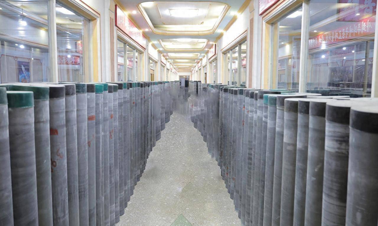 朝鲜用中国机床造导弹?美媒:金正恩大手一挥,25000名工人入俄