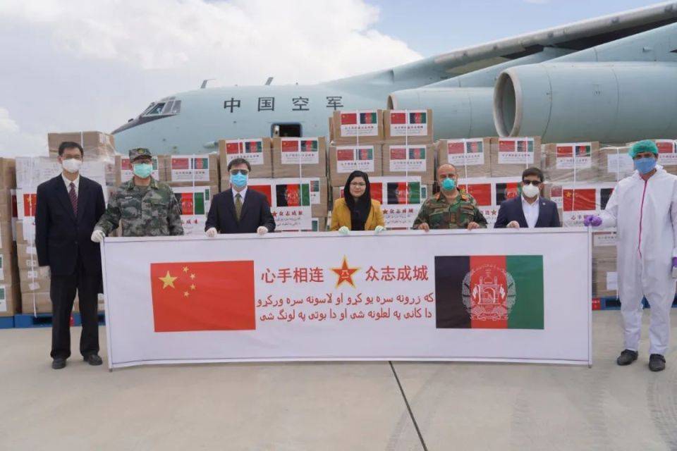 特朗普宣布“拿”走阿富汗基地,塔利班可能会同意