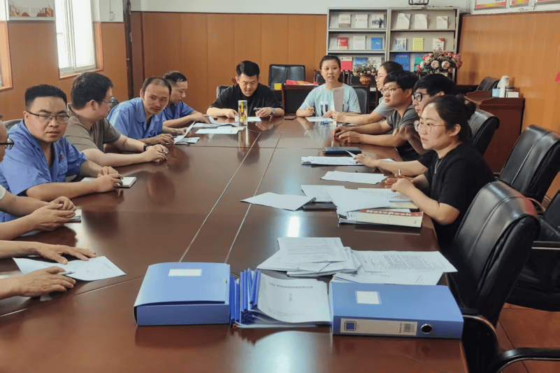 河洛工苑丨宜阳县建材行业工会联合会举办家庭收纳公益课;西工区总工会举办“劳模工匠助企行”活动;瀍河区总工会举办政务短视频培训活动