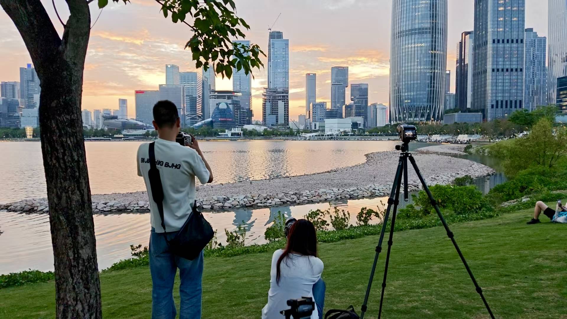 哪里学摄影培训好?摄影培训哪个培训学校好?