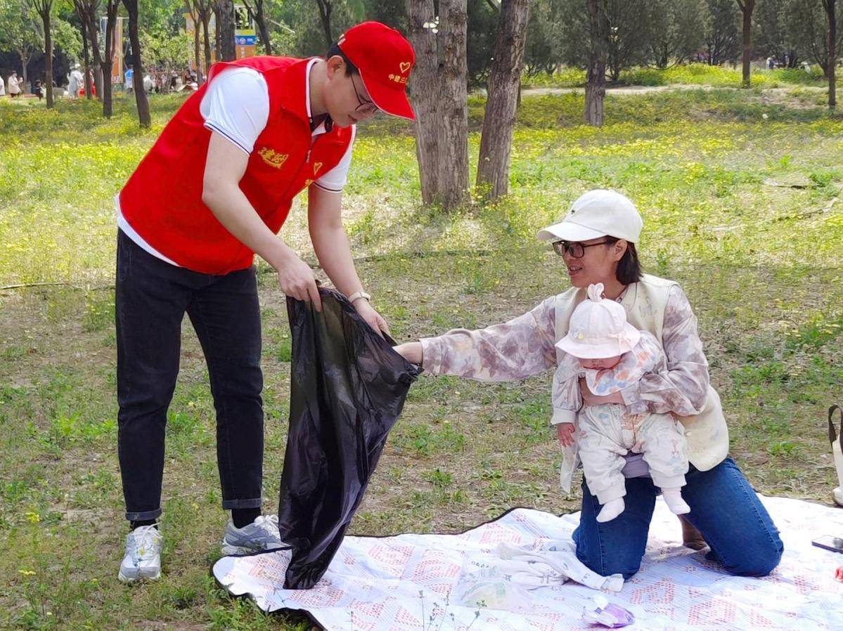 北京安立路4标以“红色引擎”驱动工程建设“加速跑”