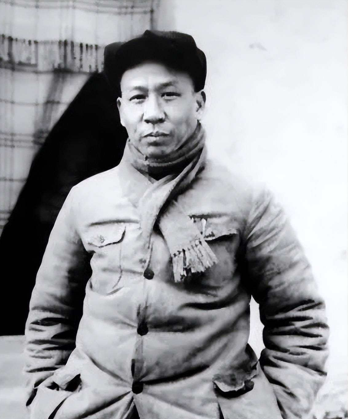 1942年为参加七大,刘少奇如何连闯103道封锁线回到延安?