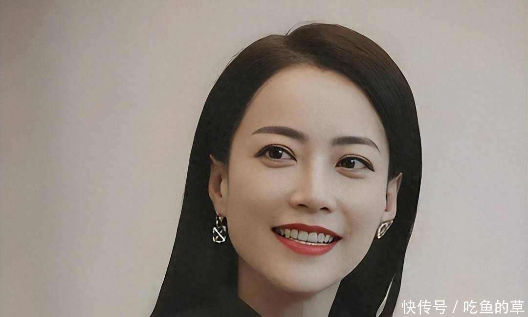 霍汶希的传奇人生:她为何被誉为“香港金牌经纪人”?