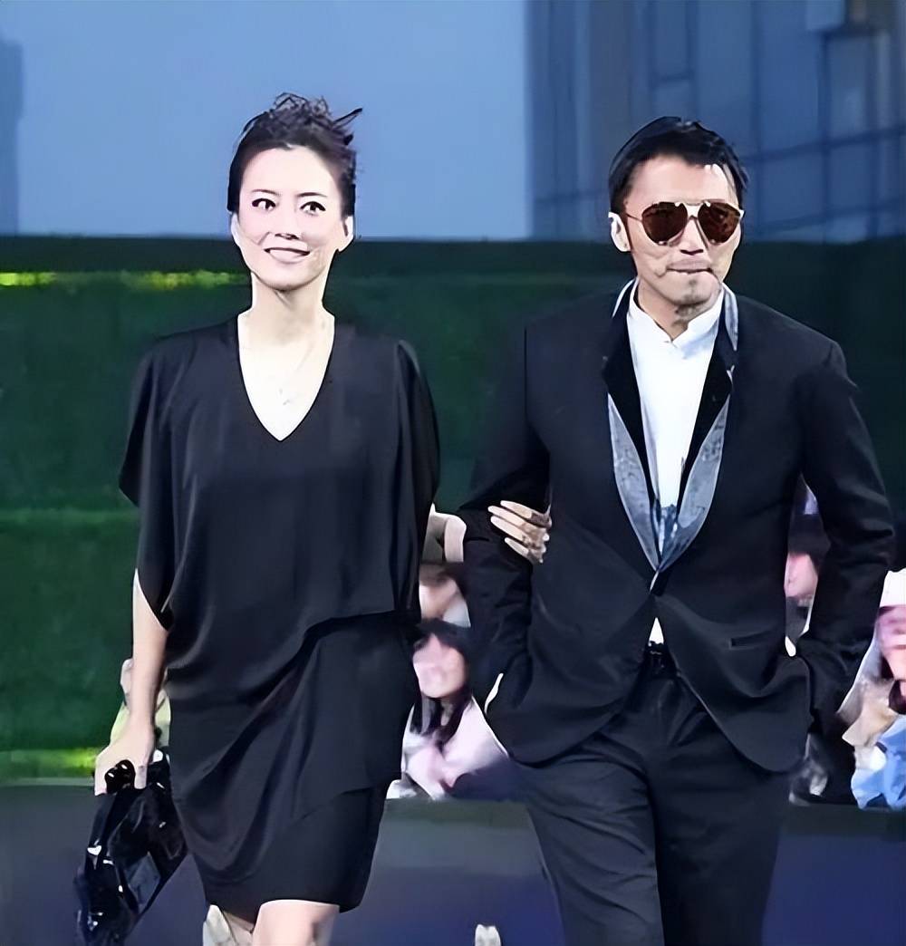 霍汶希：香港最后一位金牌经纪人，她的狠劲你学不会！