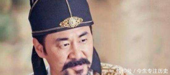 赵匡胤迟迟不立赵德昭为太子，成了赵匡胤发动斧声烛影的导火索