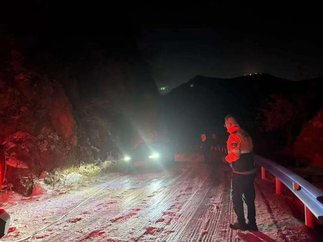 向新密神鹰救援队点赞!救援电话公布/郑州元旦长跑开始报名!奖牌很别致/河南新增6条高速