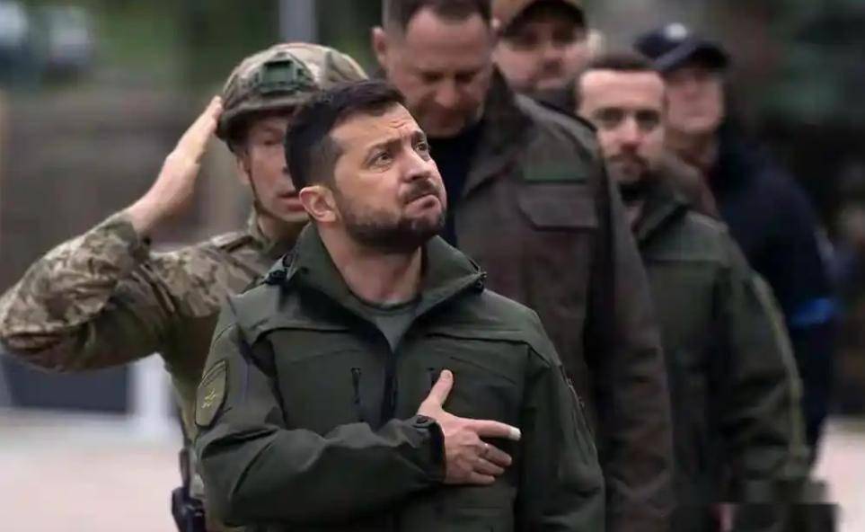 美国将对援助乌克兰的480亿美元进行调查，根据媒体报告称，这笔资金已被泽连斯基转到了自己的私人账号上？